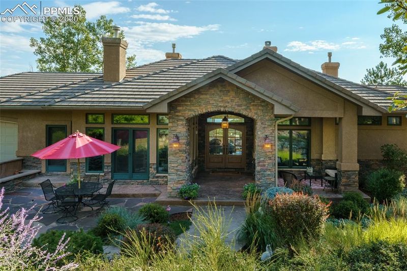 12 Westpoint Rd, Colorado Springs, CO 80906