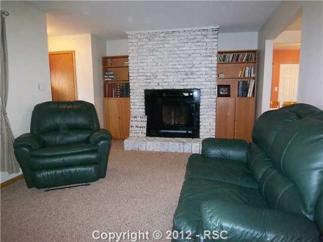 120 Davie Dr, Colorado Springs, CO 80911