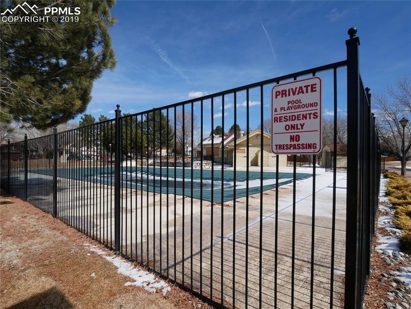 120 Dix Cir, Colorado Springs, CO 80911