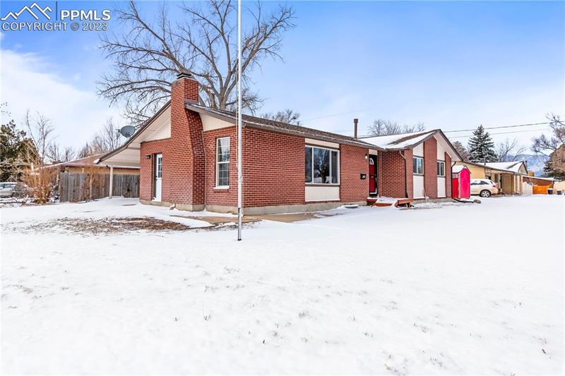 120 Ely St, Colorado Springs, CO 80911