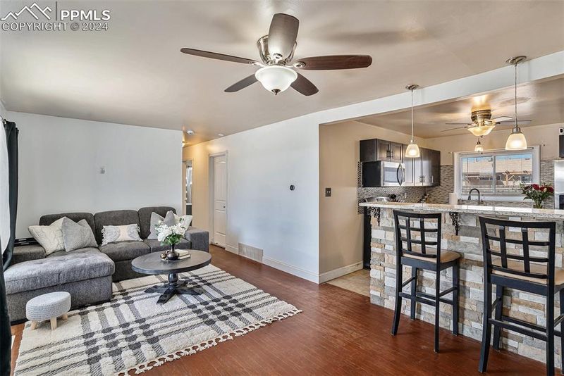 120 Larch Dr, Colorado Springs, CO 80911