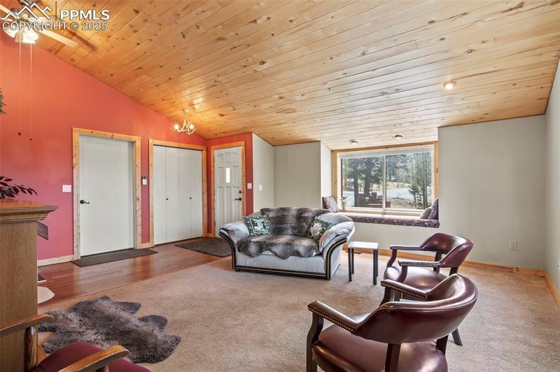 1200 Forest Edge Rd, Woodland Park, CO 80863