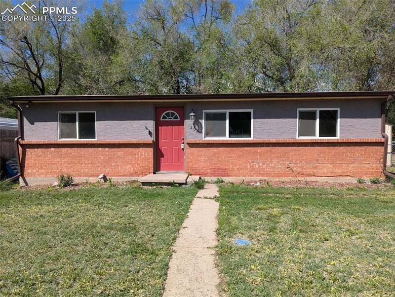 1202 Idylwood Dr, Colorado Springs, CO 80906