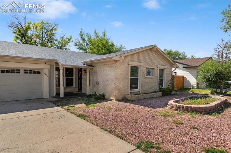 1202 Wynkoop Dr, Colorado Springs, CO 80909