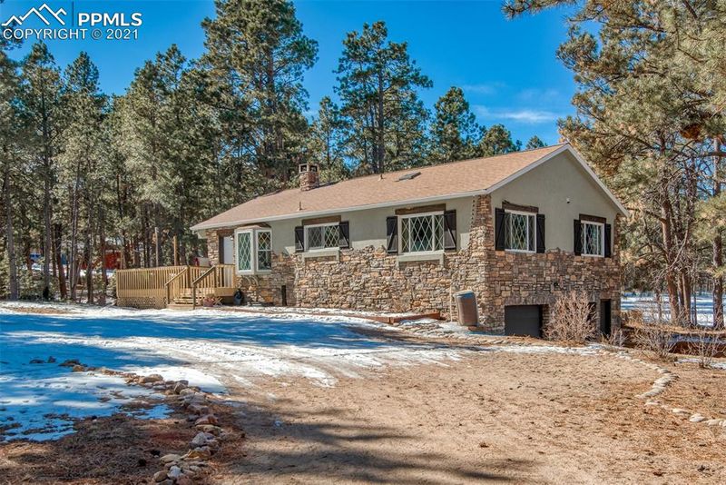 12030 Woodlake Rd, Elbert, CO 80106