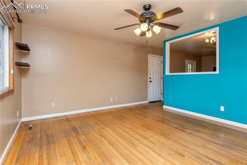 1205 Hartford St, Colorado Springs, CO 80906