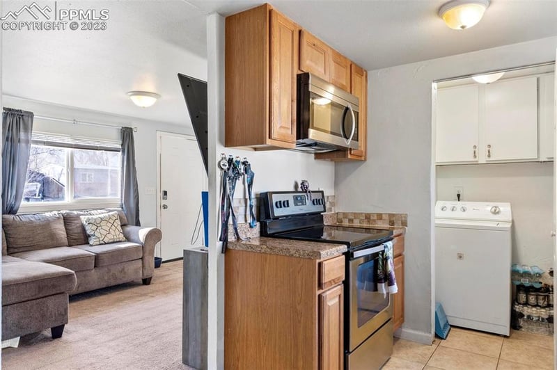 1205 Idylwood Dr, Colorado Springs, CO 80906