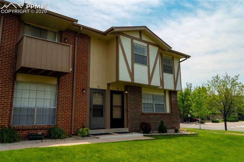1205 Willow Bend Cir #8, Colorado Springs, CO 80918
