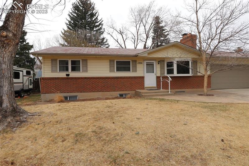 1206 N 31st St, Colorado Springs, CO 80904