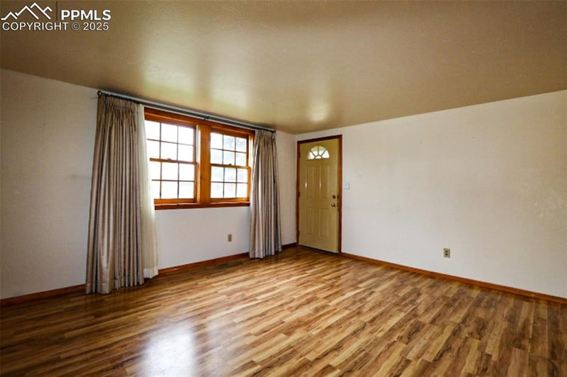 1206 Hartford St, Colorado Springs, CO 80906