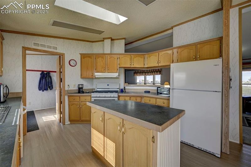 12060 Bradshaw Rd, Peyton, CO 80831