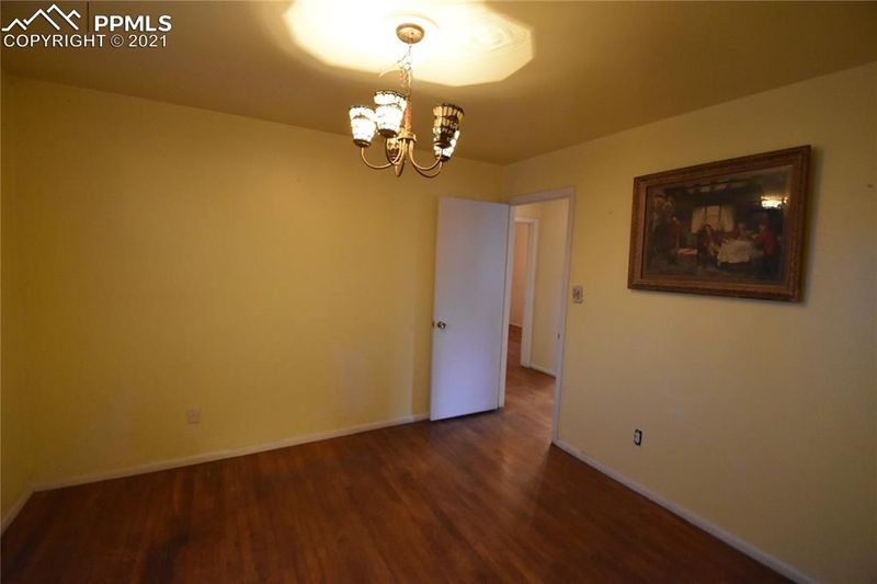 1207 Holmes Dr, Colorado Springs, CO 80909