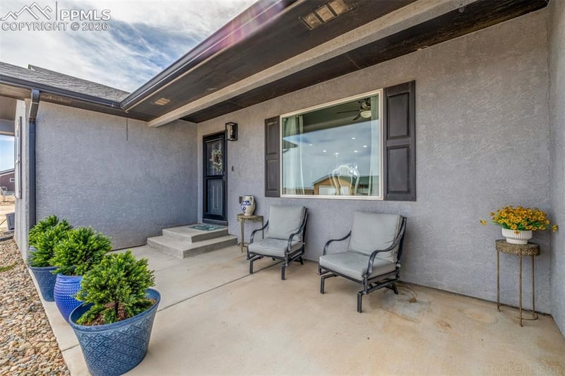 1207 N Kirkwood Dr, Pueblo, CO 81007