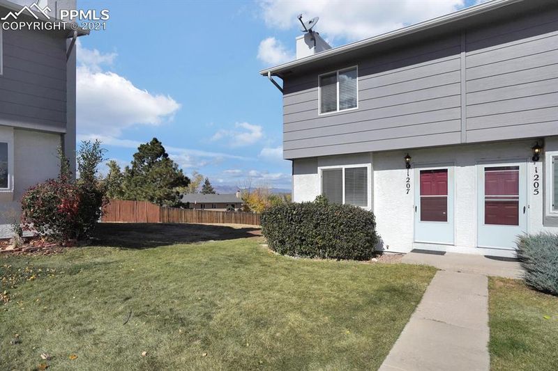 1207 Soaring Eagle Dr, Colorado Springs, CO 80915