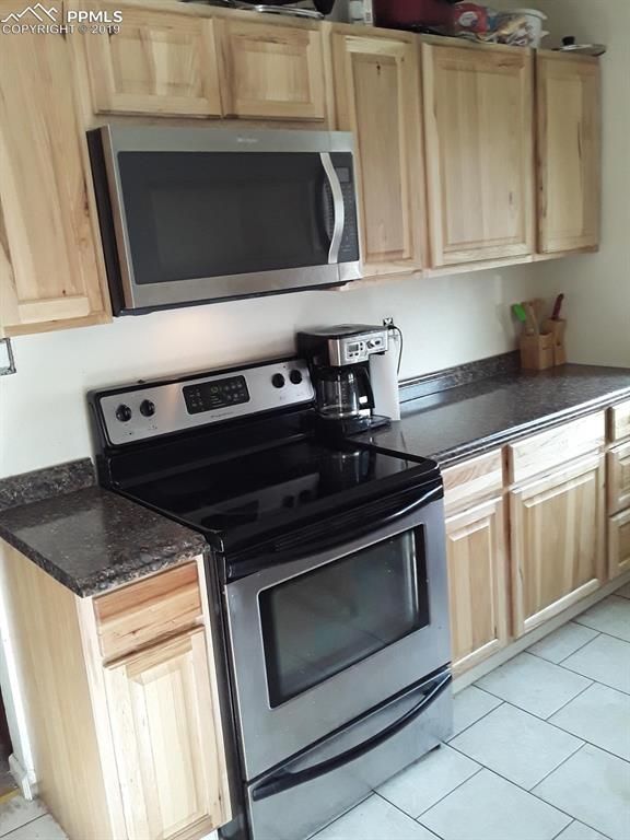 1209 Janes Ln, Colorado Springs, CO 80909