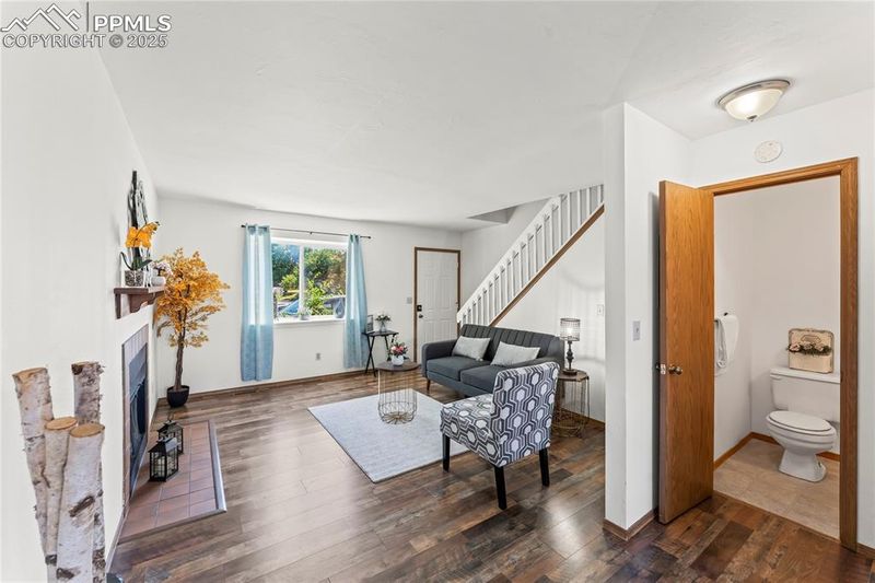 1209 Soaring Eagle Dr, Colorado Springs, CO 80915