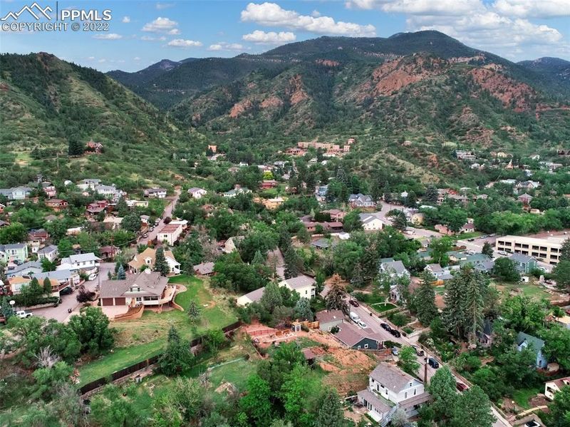121 Deer Path Ave, Manitou Springs, CO 80829