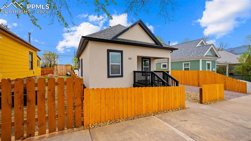 121 W Fountain Blvd, Colorado Springs, CO 80903