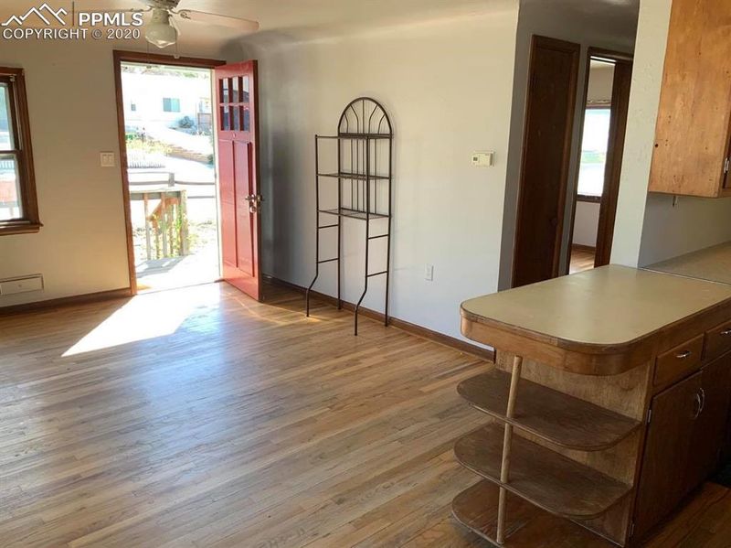 121 N Gilbert St, Castle Rock, CO 80104