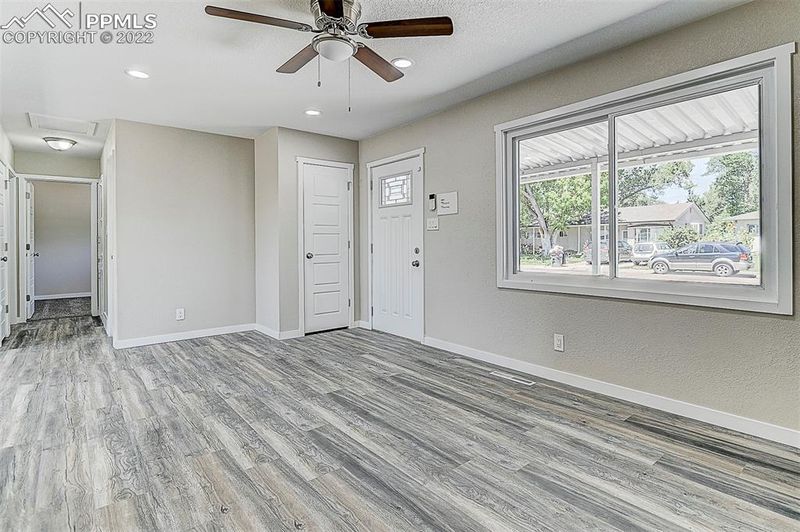 121 Leta Dr, Colorado Springs, CO 80911