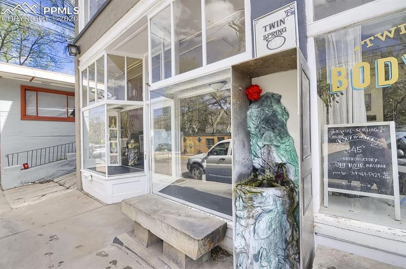 121 Ruxton Ave, Manitou Springs, CO 80829
