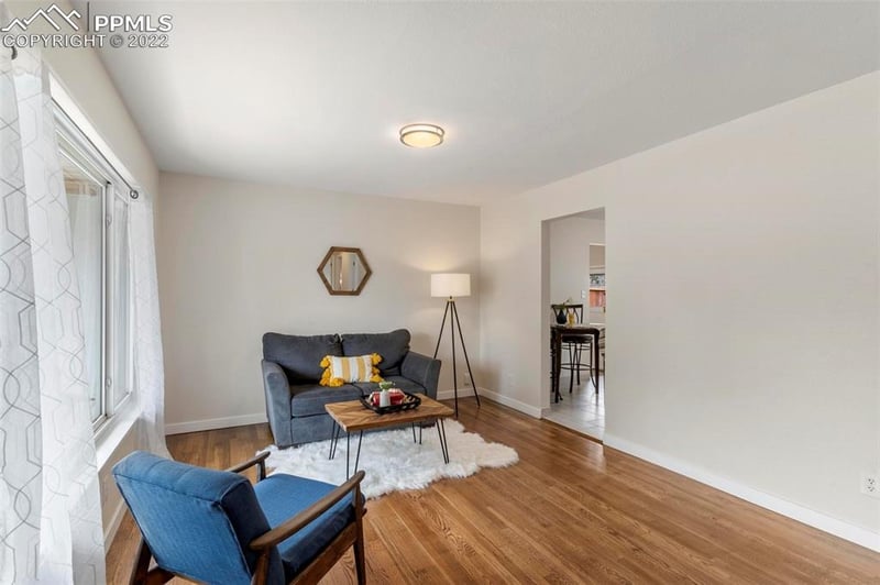 121 Steven Dr, Colorado Springs, CO 80911