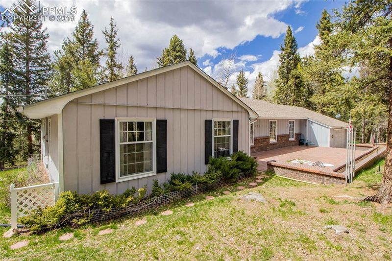 121 Worley Rd, Divide, CO 80814