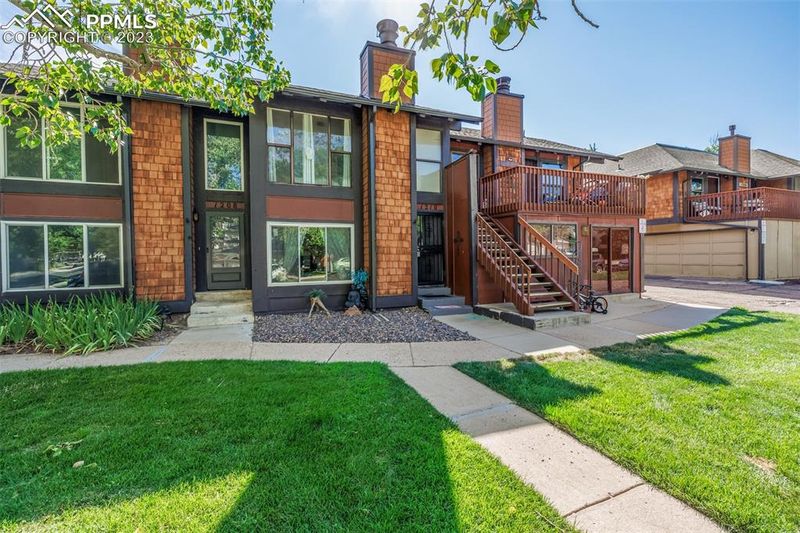 1210 S Carson Way, Aurora, CO 80012