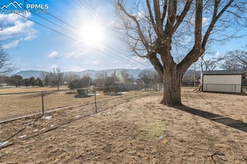 1211 Cumberland St, Colorado Springs, CO 80907