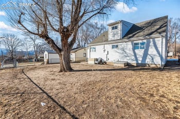 1211 Cumberland St, Colorado Springs, CO 80907