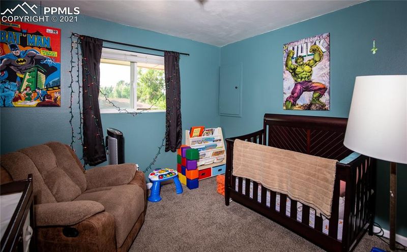 1211 Osgood Rd, Colorado Springs, CO 80915