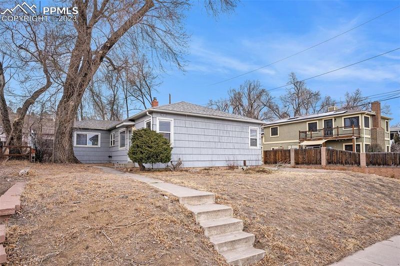 1212 N Walnut St, Colorado Springs, CO 80905