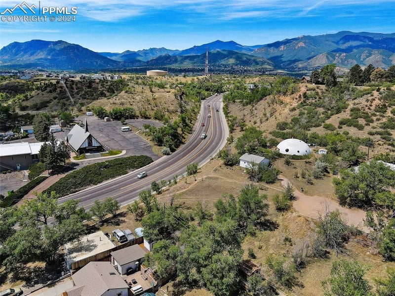 1213 N Chestnut St, Colorado Springs, CO 80905