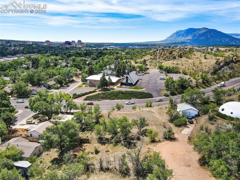 1213 N Chestnut St, Colorado Springs, CO 80905