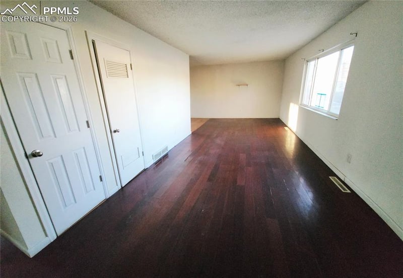1214 Burnham St, Colorado Springs, CO 80906