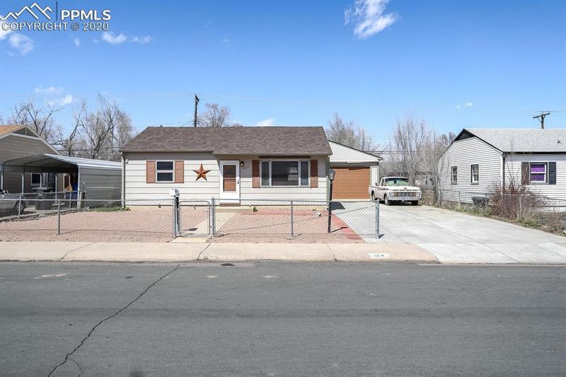 1214 Richards Ave, Colorado Springs, CO 80905