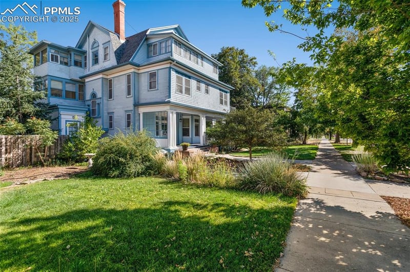 1215 Nevada Ave, Colorado Springs, CO 80903