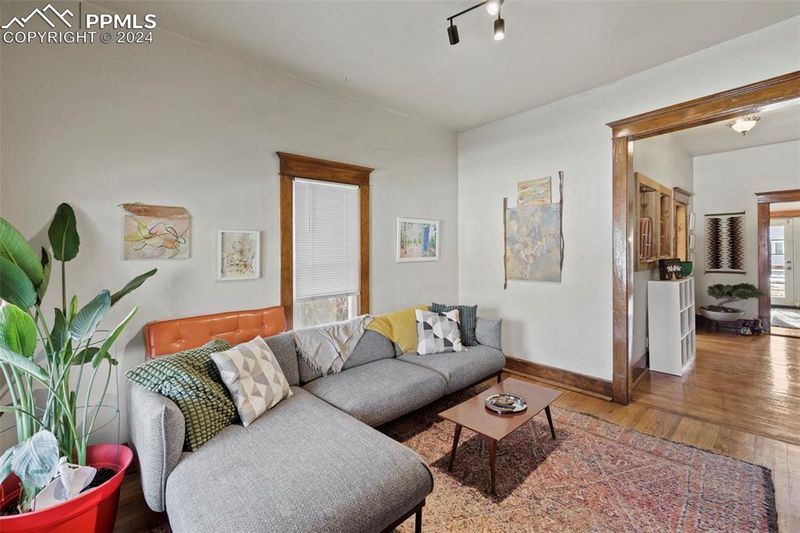 1215 W Pikes Peak Ave, Colorado Springs, CO 80904