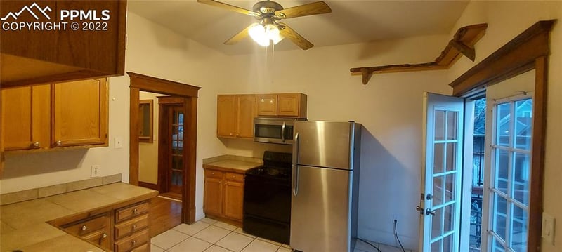 1215 Pikes Peak Ave, Colorado Springs, CO 80904