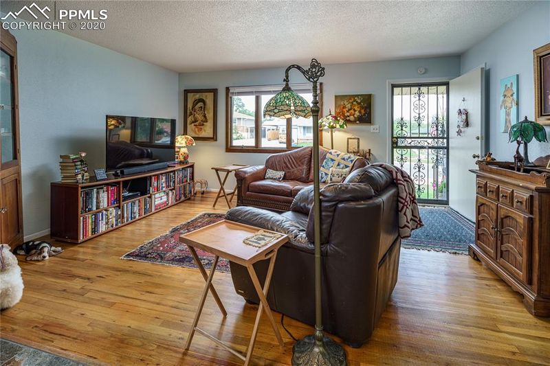 1215 Rainier Dr, Colorado Springs, CO 80910