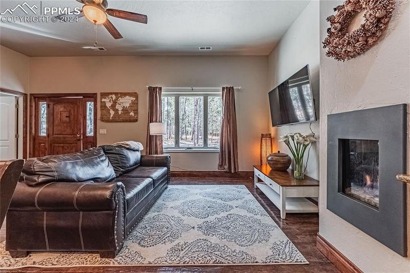 12150 Donovan Ln, Colorado Springs, CO 80908