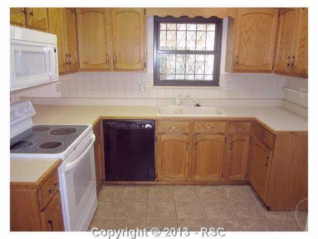 1217 Tesla Dr, Colorado Springs, CO 80909
