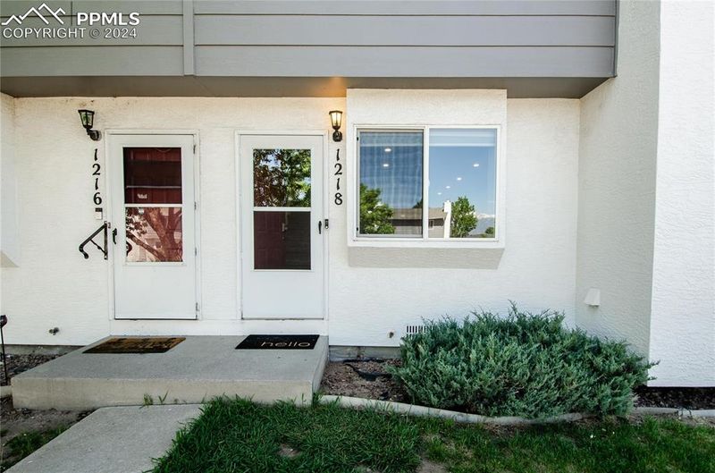 1218 Soaring Eagle Dr, Colorado Springs, CO 80915