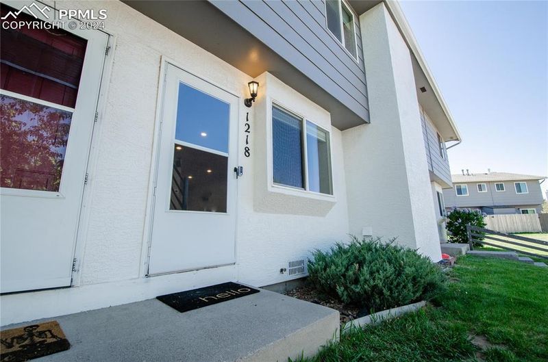 1218 Soaring Eagle Dr, Colorado Springs, CO 80915