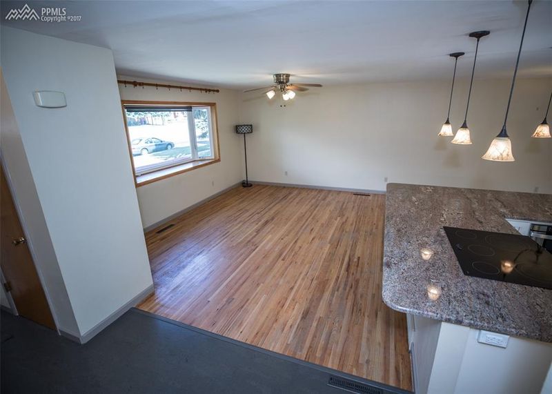 1219 N 31st St, Colorado Springs, CO 80904