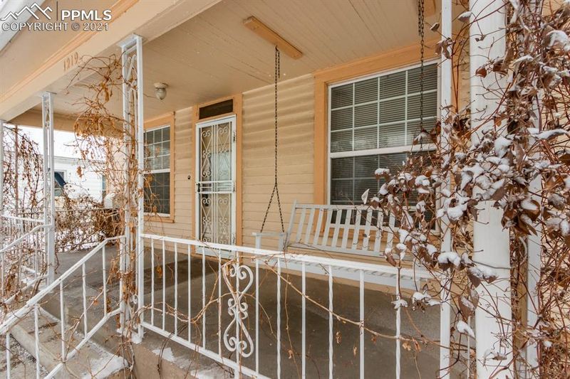1219 Claremont Ave, Pueblo, CO 81004