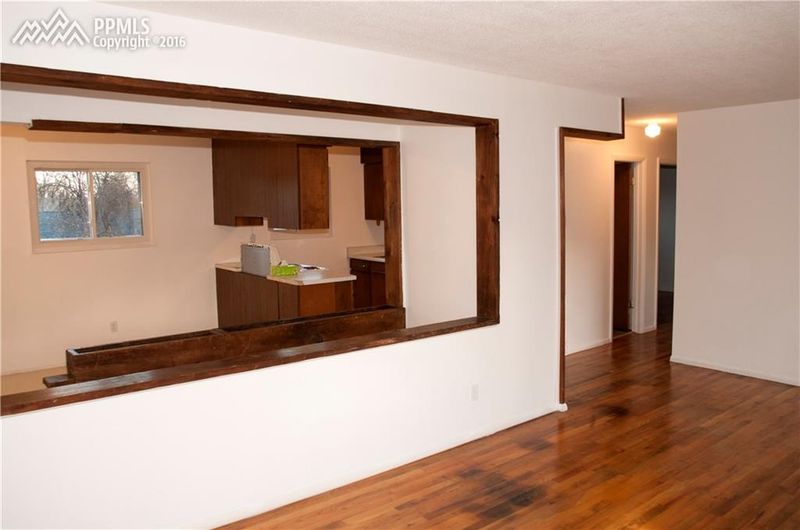 1219 Hartford St, Colorado Springs, CO 80906