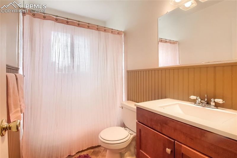 1219 Willow Bend Cir #A/8, Colorado Springs, CO 80918