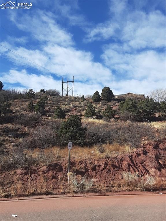 122 Crystal Valley Rd, Manitou Springs, CO 80829