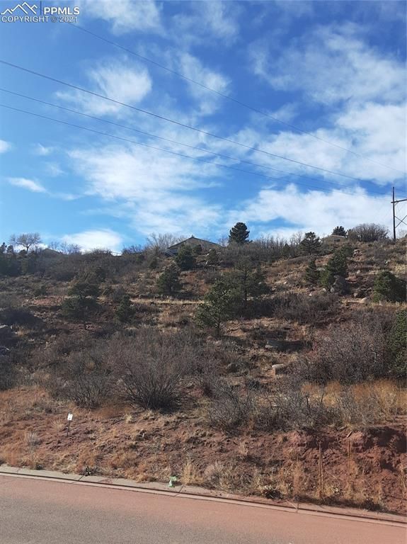122 Crystal Valley Rd, Manitou Springs, CO 80829